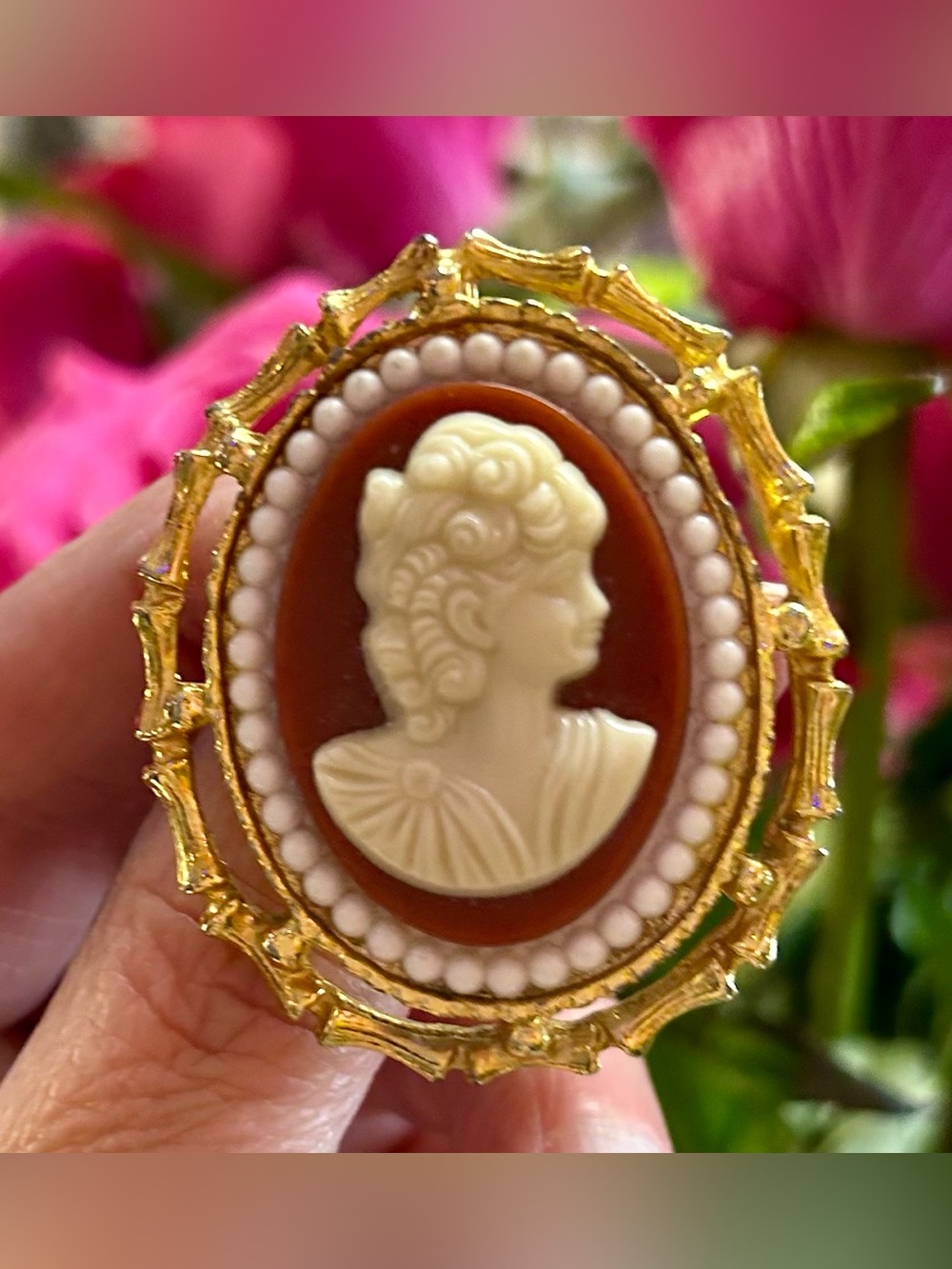 Vintage Celluloid Victorian Revival Cameo Brooch Pendant